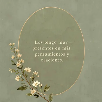 Tarjeta digital con fondo verde texturizado, rama de flores blancas y texto de condolencia en letras serias.