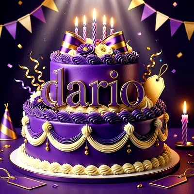 Tarta de dos pisos en color lila y dorado con velas encendidas, decorada con lazos y el nombre Dario escrito al frente.