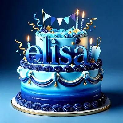 Tarta de cumpleaños de dos pisos azul y blanca con velas encendidas, guirnaldas y el nombre Elisa escrito al frente.